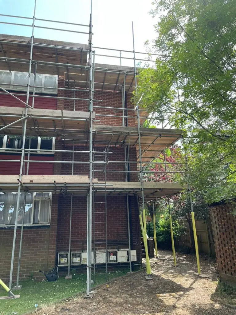 9 SHEEN GATE GARDENS BLOCK EAST SHEEN LONDON SW14 7PD