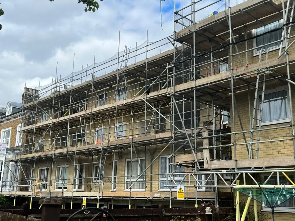 Commercial Scaffolding in 21 Richmond Road W5